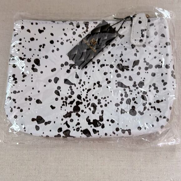 Mollie Jacob white w black speckles makeup pouch or purse NWT - Picture 1 of 5